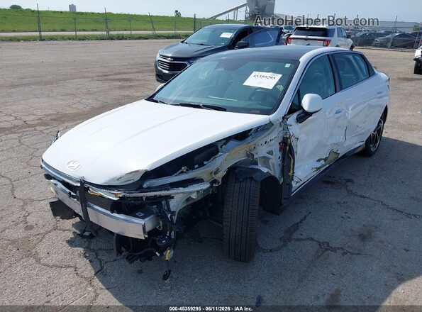 KMHL14JAXSA502905 2025 HYUNDAI SONATA White წინა მარცხენა ხედი სამი მეოთხედიდან