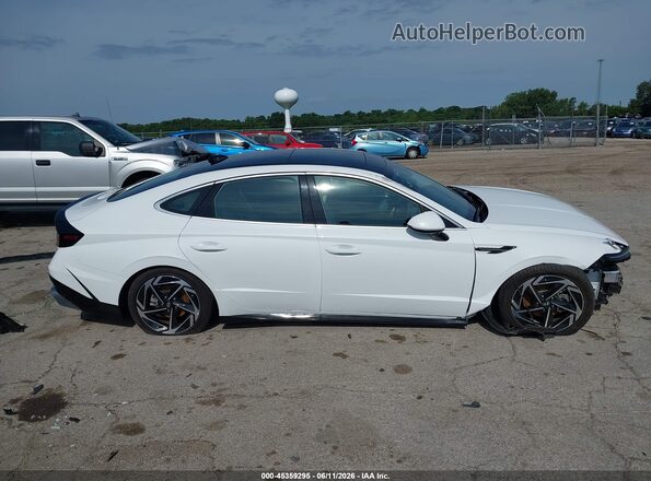 KMHL14JAXSA502905 2025 HYUNDAI SONATA White უკანა სალონის ხედი