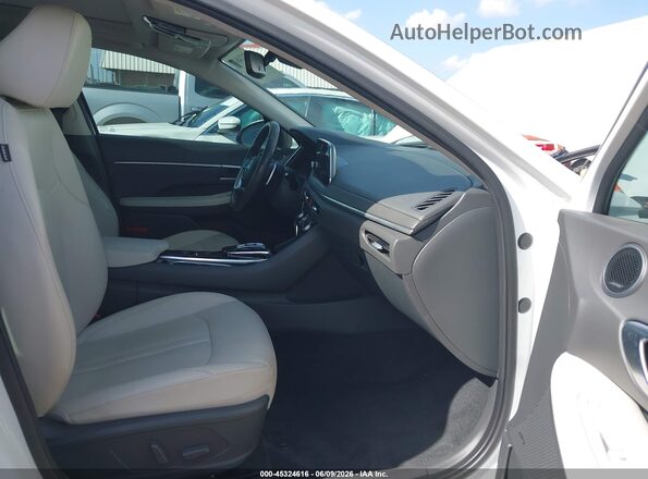 KMHL34J29NA179731 2022 HYUNDAI SONATA White Front interior view
