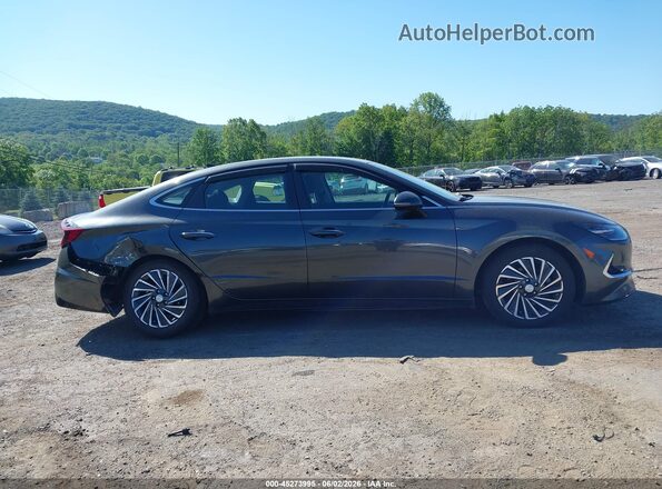 KMHL34JJ6PA071027 2023 HYUNDAI SONATA HYBRID Gray Widok wnętrza z tyłu