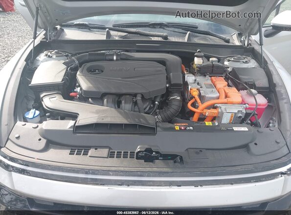KMHL34JJ7SA133379 2025 HYUNDAI SONATA HYBRID Silver Հետևի տեսք