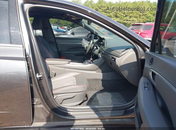 KMHL44J28NA228690 2022 HYUNDAI SONATA Gray Вид салону спереду