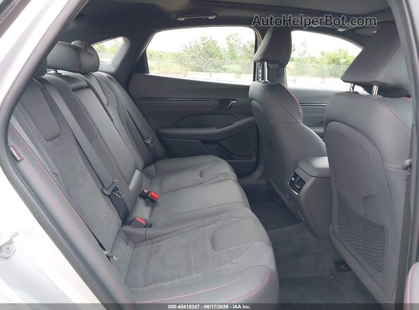 KMHL54JC6SA458553 2025 HYUNDAI SONATA Silver VIN კოდის სტიკერის ხედი