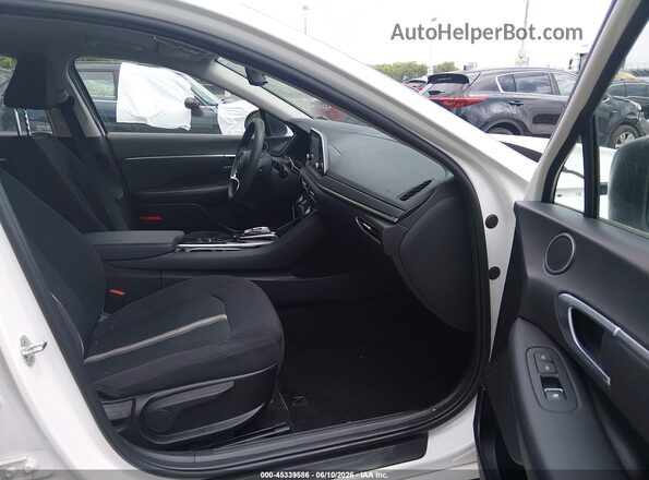 KMHL64JA0NA240477 2022 HYUNDAI SONATA White წინა სალონის ხედი