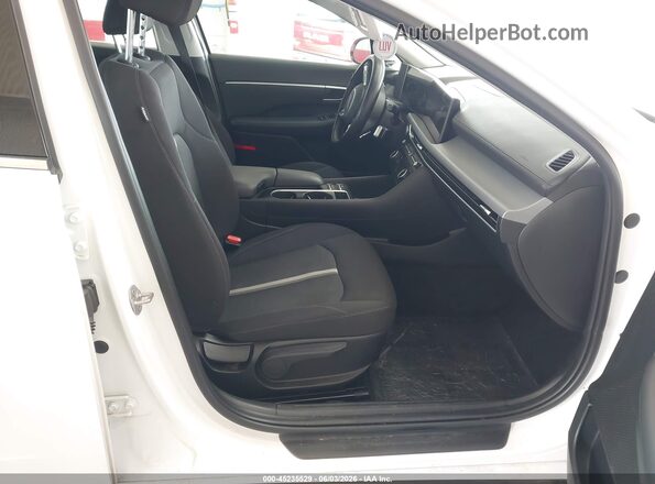KMHL64JA4RA421913 2024 HYUNDAI SONATA White Widok wnętrza z przodu