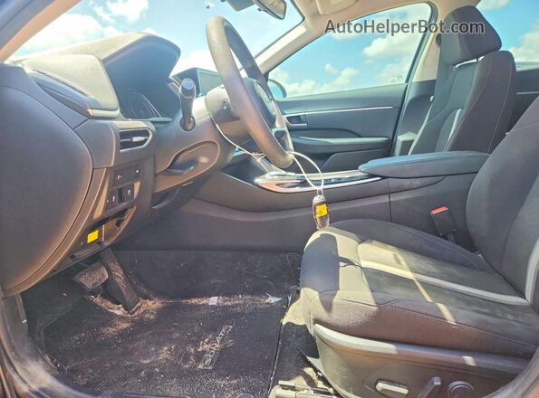 KMHL64JA5PA268665 2023 HYUNDAI SONATA White წინა სალონის ხედი