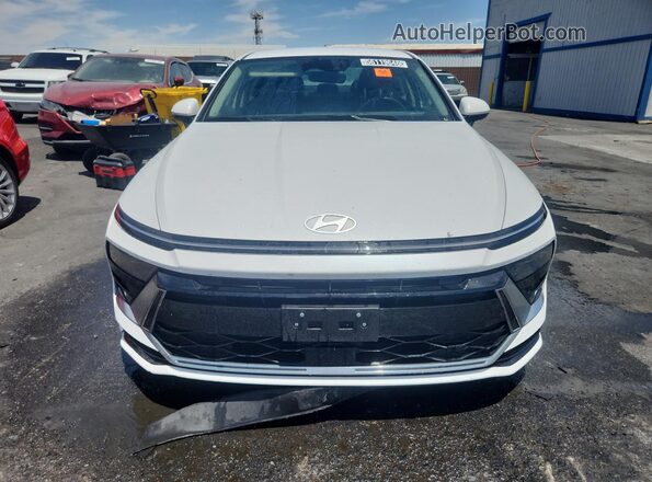 KMHL64JA5SA487182 2025 HYUNDAI SONATA White Սալոնի 360 աստիճան տեսք