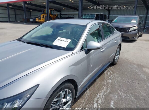 KMHL64JAXPA260187 2023 HYUNDAI SONATA Серебряный Вид спереди