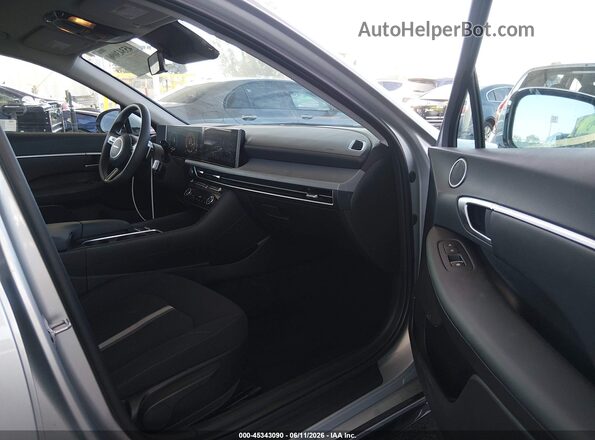 KMHL64JAXRA390019 2024 HYUNDAI SONATA Silver წინა სალონის ხედი