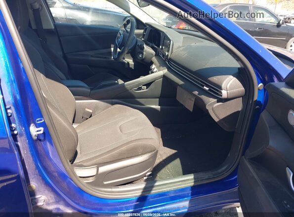 KMHLL4AG4NU332753 2022 HYUNDAI ELANTRA Blue წინა სალონის ხედი