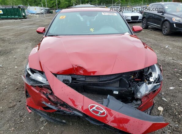 KMHLL4AG9PU520493 2023 HYUNDAI ELANTRA Red Widok z przodu
