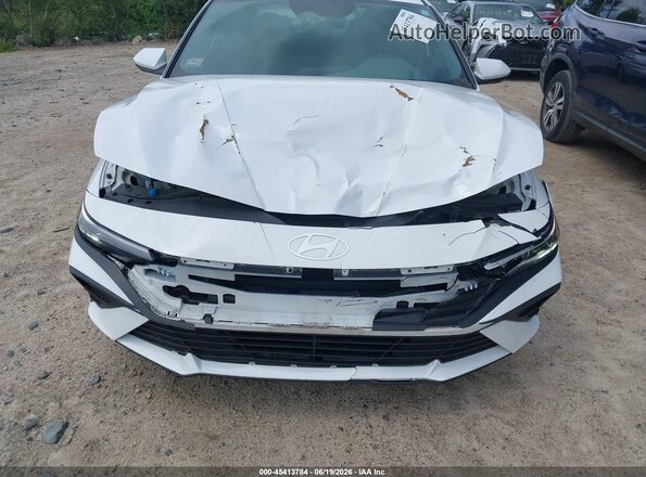 KMHLL4DG0RU741740 2024 HYUNDAI ELANTRA Белый Вид спереди