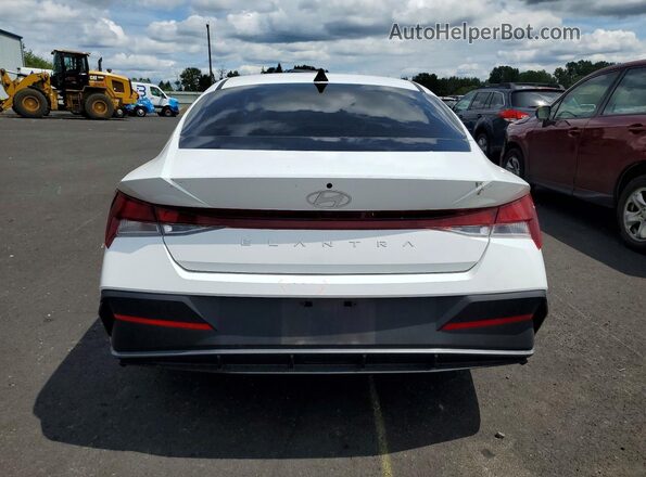 KMHLL4DG0RU814721 2024 HYUNDAI ELANTRA White Հետևի տեսք