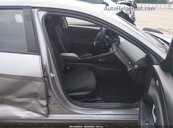 KMHLL4DG0SU043165 2025 HYUNDAI ELANTRA Серый Вид салона спереди