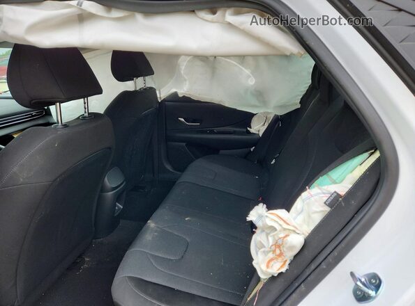 KMHLL4DG0SU956962 2025 HYUNDAI ELANTRA White უკანა სავარძლების ხედი