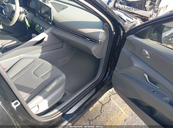 KMHLL4DG1RU741097 2024 HYUNDAI ELANTRA Black წინა სალონის ხედი