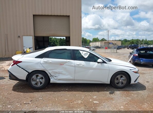 KMHLL4DG1RU759972 2024 HYUNDAI ELANTRA White Вид задньої частини салону