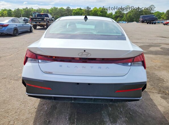 KMHLL4DG3SU088522 2025 HYUNDAI ELANTRA White Вид ззаду
