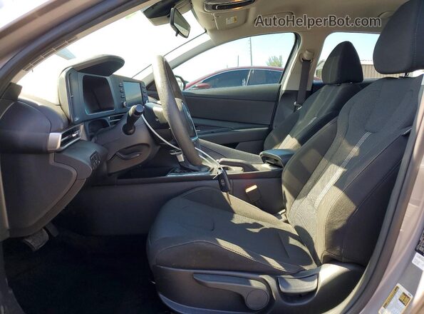 KMHLL4DG4RU801860 2024 HYUNDAI ELANTRA Gray Вид салону спереду