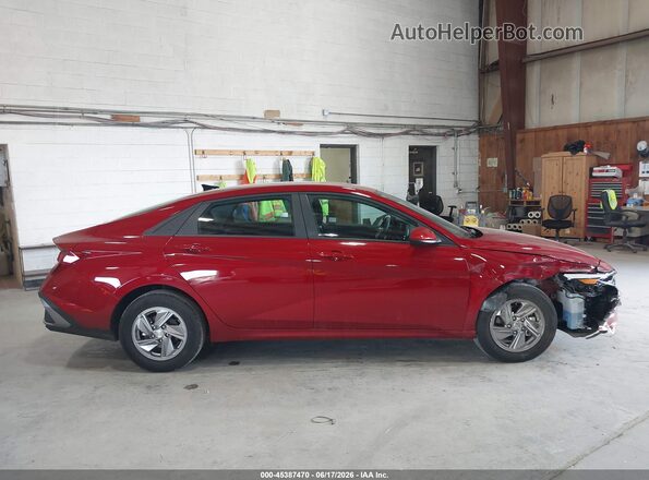 KMHLL4DG4SU939761 2025 HYUNDAI ELANTRA Red Rear interior view