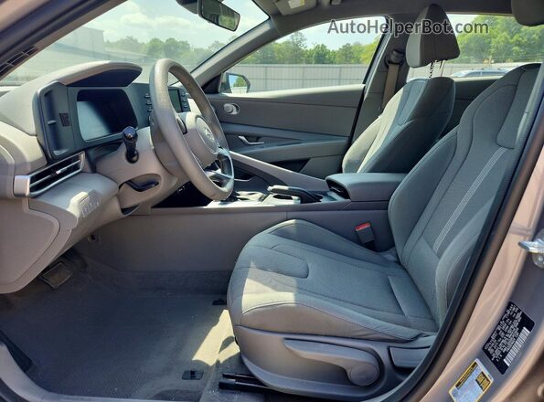 KMHLL4DG5RU653606 2024 HYUNDAI ELANTRA Gray Вид салону спереду