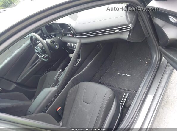 KMHLL4DG5RU659440 2024 HYUNDAI ELANTRA Gray Սալոնի դիմացի տեսք