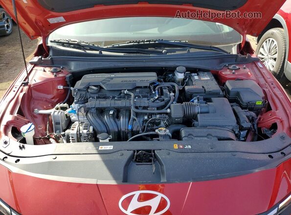 KMHLL4DG5SU992338 2025 HYUNDAI ELANTRA Red Սալոնի հետևի տեսք