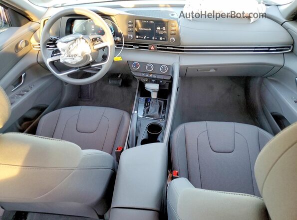 KMHLL4DG6SU054574 2025 HYUNDAI ELANTRA White Vista del salpicadero