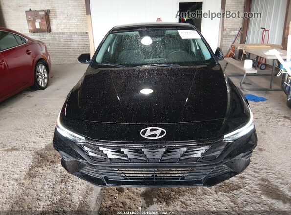 KMHLL4DG7SU002533 2025 HYUNDAI ELANTRA Black ხელსაწყოთა პანელის ხედი