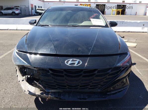 KMHLM4AG0PU390701 2023 HYUNDAI ELANTRA Black ხელსაწყოთა პანელის ხედი