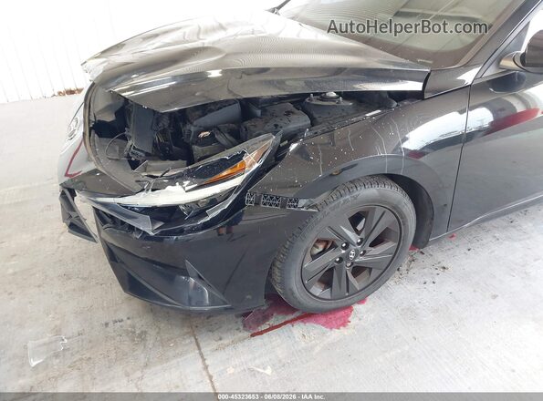 KMHLM4AG1MU120422 2021 HYUNDAI ELANTRA Black Widok z przodu
