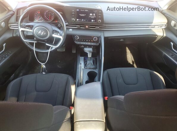 KMHLM4AG1NU258107 2022 HYUNDAI ELANTRA Red Dashboard view