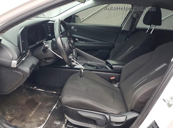 KMHLM4AG4MU143824 2021 HYUNDAI ELANTRA White 