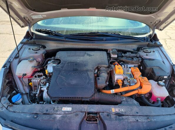 KMHLM4AJXMU005488 2021 HYUNDAI ELANTRA Silver 