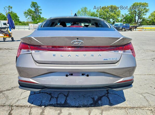 KMHLM4AJXMU005488 2021 HYUNDAI ELANTRA Silver 