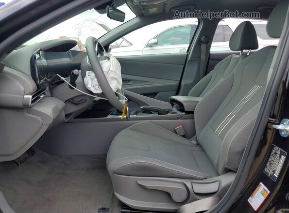 KMHLM4DG0RU639724 2024 HYUNDAI ELANTRA Black Вид салону спереду
