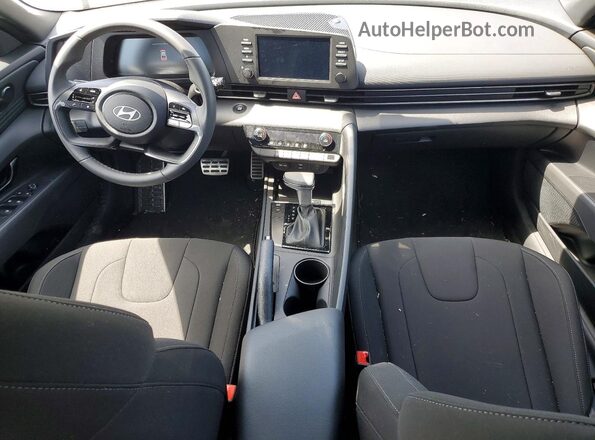 KMHLM4DG2SU043682 2025 HYUNDAI ELANTRA Gray Առջևի վահանակի տեսք