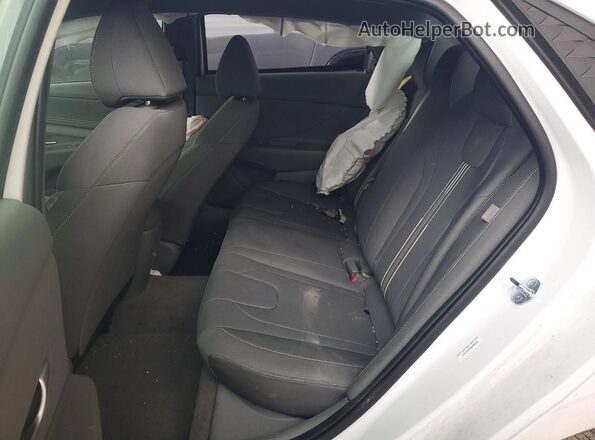KMHLM4DG2SU995632 2025 HYUNDAI ELANTRA White Rear seats view