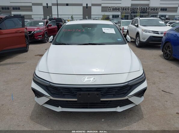 KMHLM4DG6RU753176 2024 HYUNDAI ELANTRA White ხელსაწყოთა პანელის ხედი