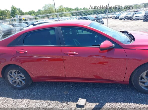 KMHLM4DG8RU707901 2024 HYUNDAI ELANTRA Red Rear interior view