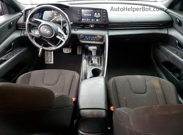 KMHLM4DGXSU925652 2025 HYUNDAI ELANTRA Gray Widok deski rozdzielczej