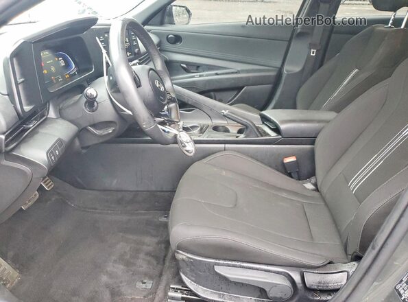 KMHLM4DGXSU925652 2025 HYUNDAI ELANTRA Gray Widok wnętrza z przodu