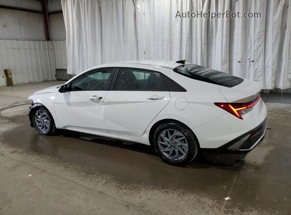 KMHLM4DJ2TU200415 2026 HYUNDAI ELANTRA White 