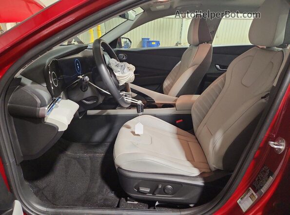 KMHLP4AG8PU599322 2023 HYUNDAI ELANTRA Red Vista interior delantera