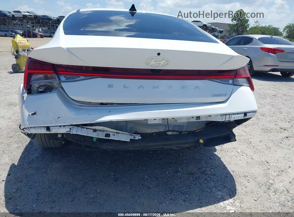 KMHLP4DG2RU774498 2024 HYUNDAI ELANTRA White წინა ხედი
