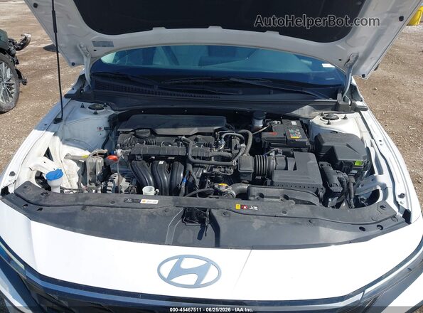 KMHLP4DG8RU679623 2024 HYUNDAI ELANTRA White Հետևի տեսք