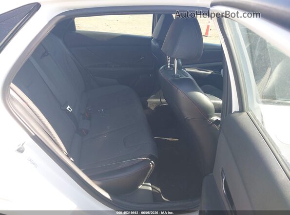 KMHLR4AF2PU543149 2023 HYUNDAI ELANTRA White Вид наклейки з VIN-кодом