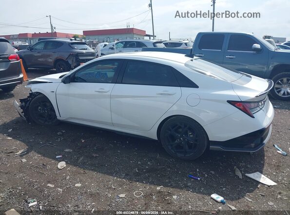KMHLR4DF2SU927792 2025 HYUNDAI ELANTRA White სალონის 360-გრადუსიანი ხედი
