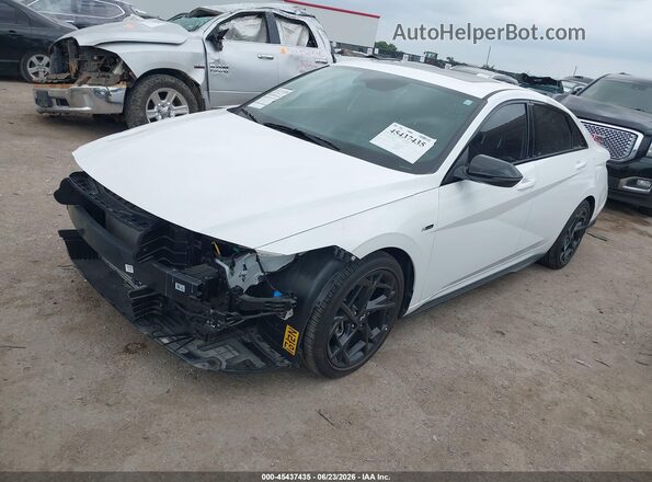 KMHLR4DF5SU079455 2025 HYUNDAI ELANTRA White Front left