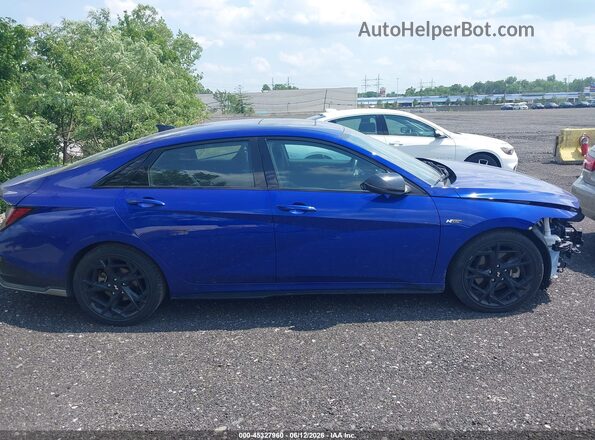 KMHLR4DF7SU953174 2025 HYUNDAI ELANTRA Blue Rear interior view